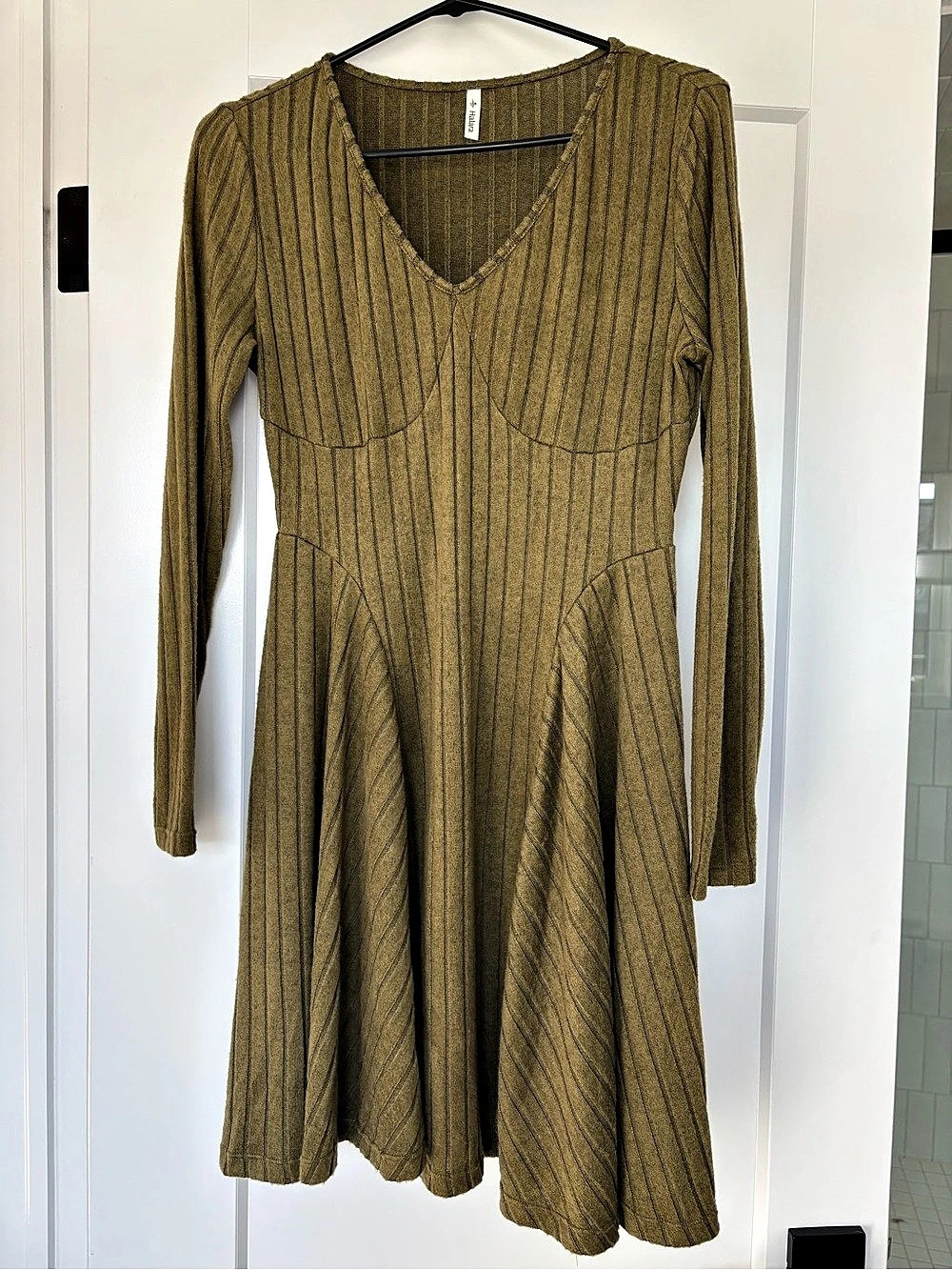 Halara Ribbed Knit V-Neck Long Sleeve Flare Midi Casual Dress